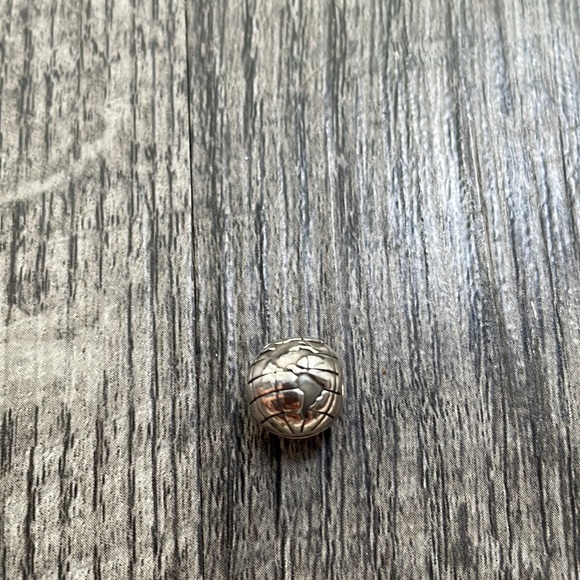 Retired- Pandora Globe Charm - Picture 5 of 6